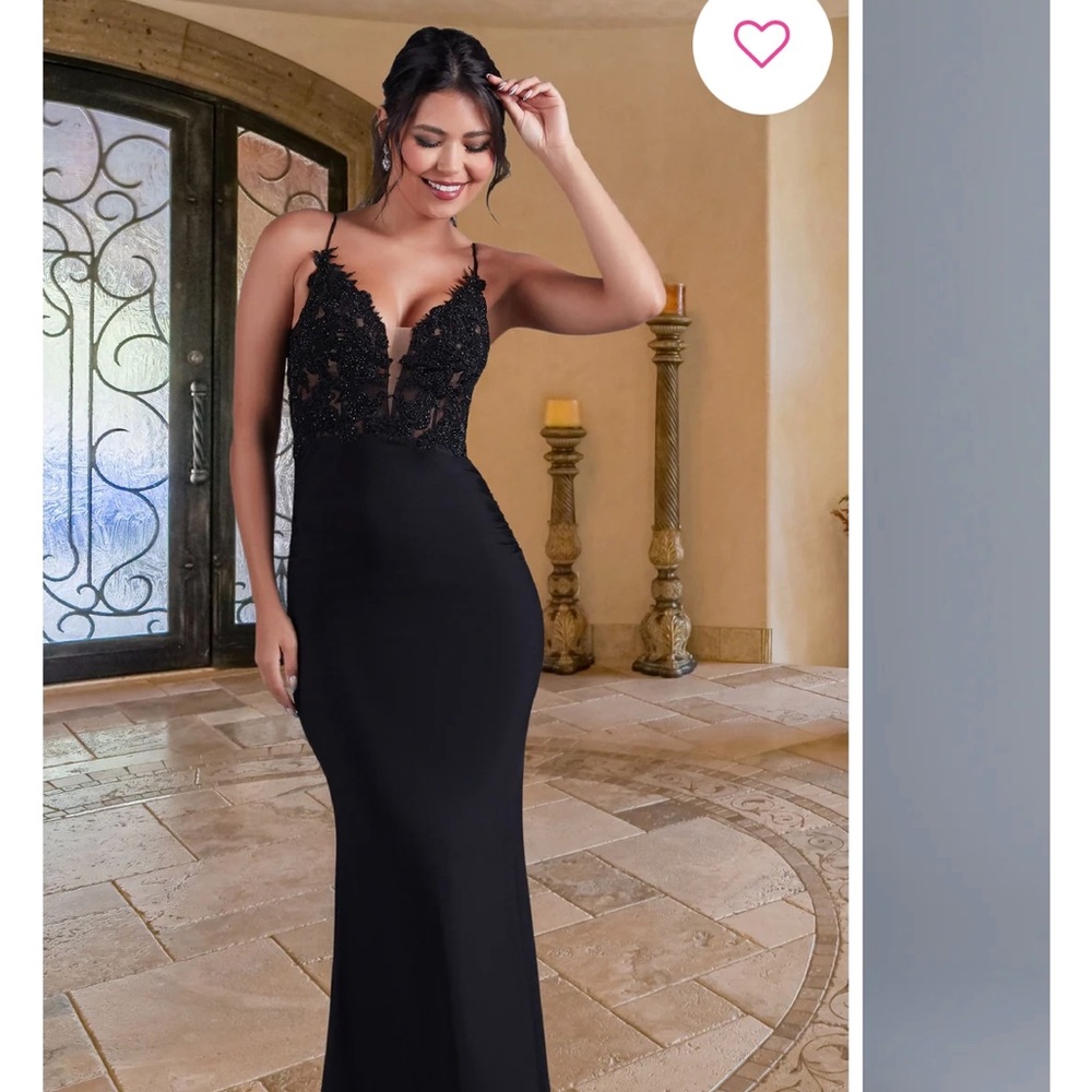Stunning black dress with very small train.